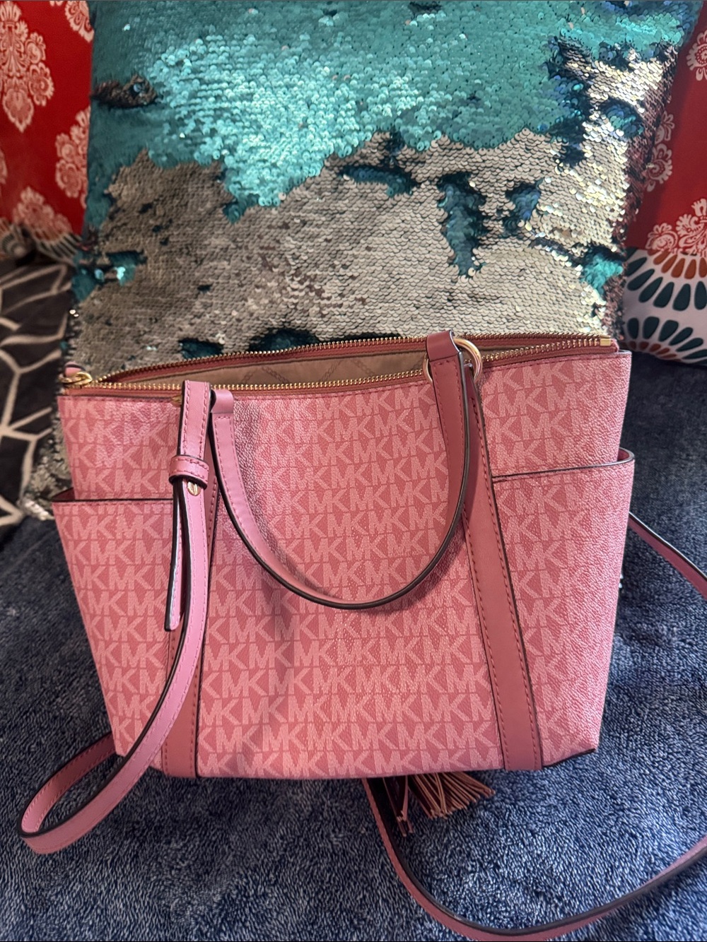 Michael Kors Pink Monogram Crossbody with Tassel - Picture 3 of 4